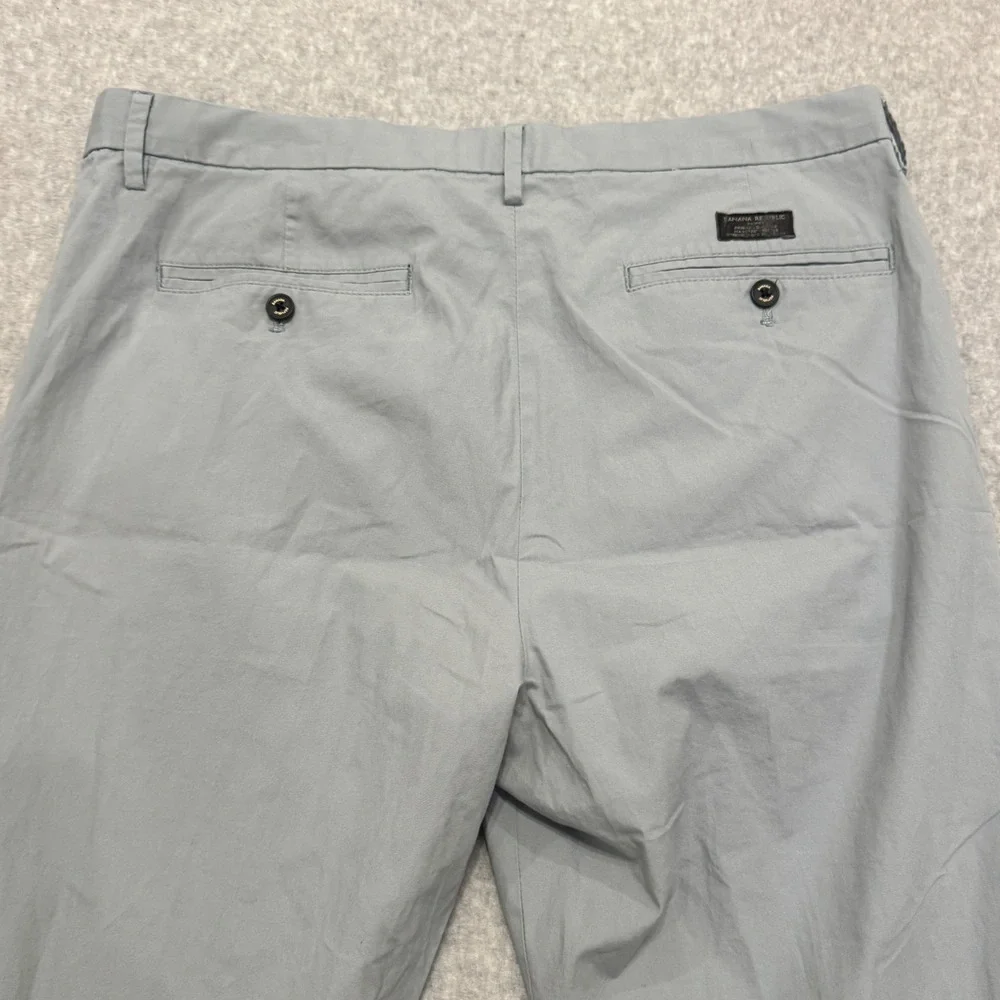 Banana Republic Aiden Chino Mens 35x30 Light Grey Slim Fit Cotton Stretch Pants‎